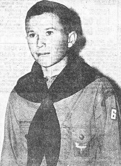 Wayne Cliff of Troop
                  6